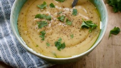 Creamy roasted parsnip soup