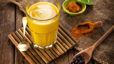 Anti inflammatory hot turmeric milk