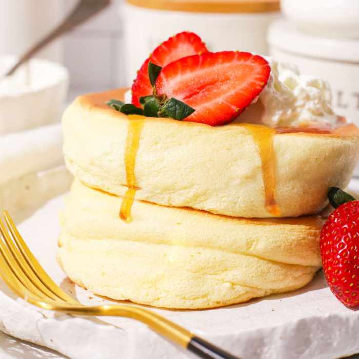 Super fluffy gluten free japanese souffle pancakes