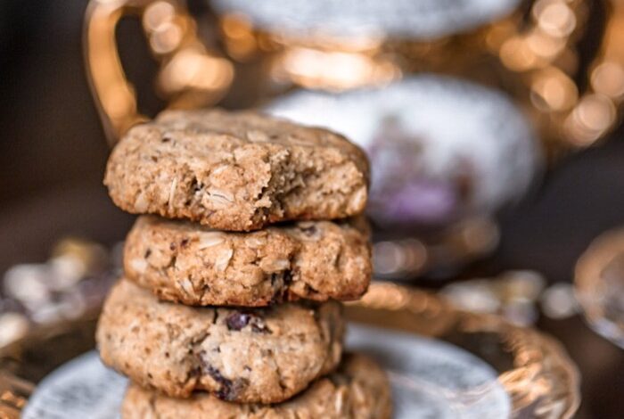 German oatmeal date cookies