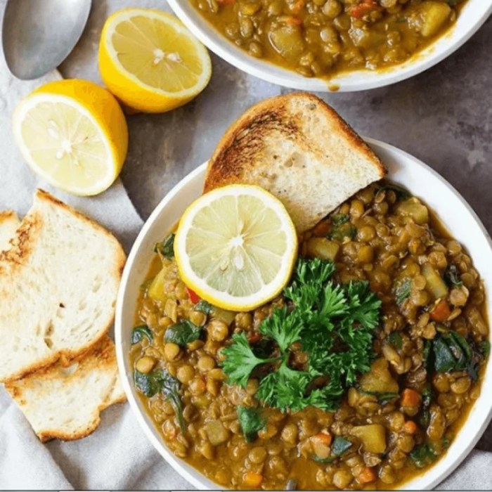 Lebanese style red lentil soup