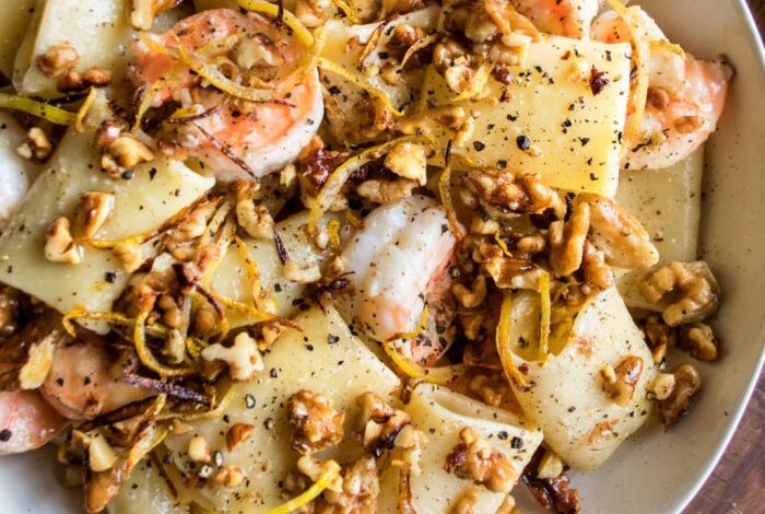 Shrimp pasta with lemon butter sauce