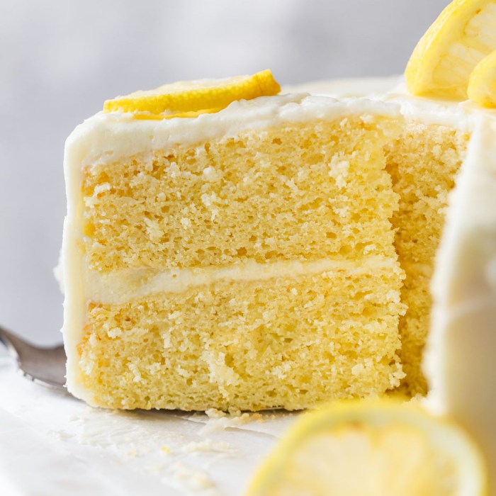 Lemon cooler cream cake