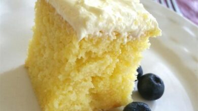 Lemon cooler cream cake