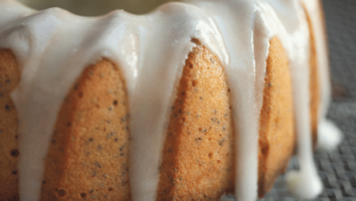 Cake bundt seed poppy lemon glazed