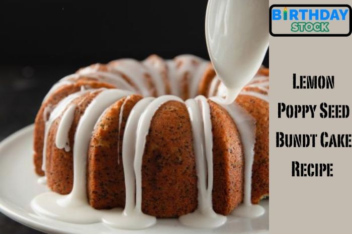 Lemon poppy seed bundt cake