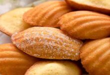 French butter cakes madeleines