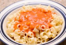 Roasted red pepper cream sauce