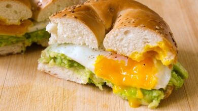 Avocado and egg breakfast sandwich