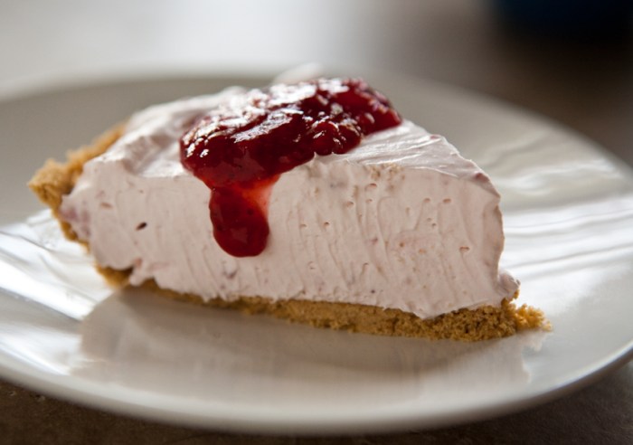 No bake cheesecake with cool whip