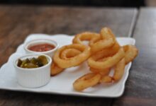 Old fashioned onion rings