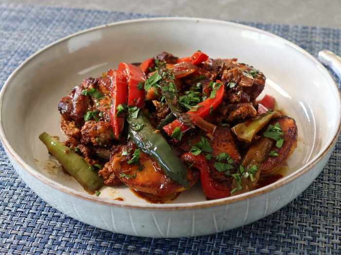 One pan chicken sausage peppers and potatoes