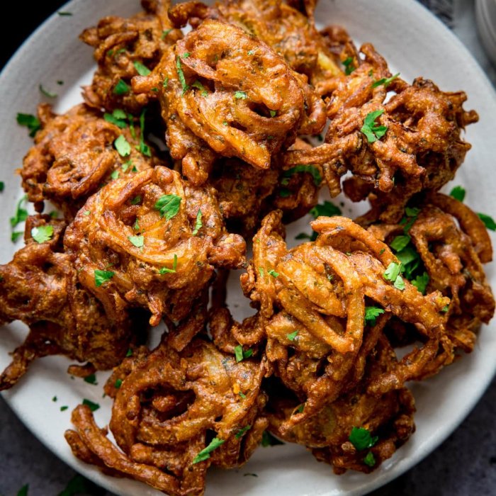 Spinach and cauliflower bhaji