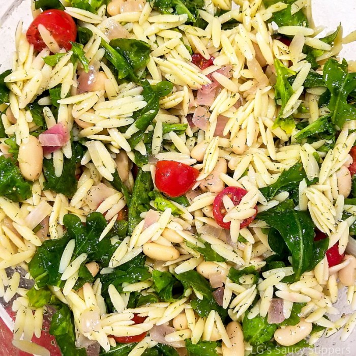 Orzo and arugula salad