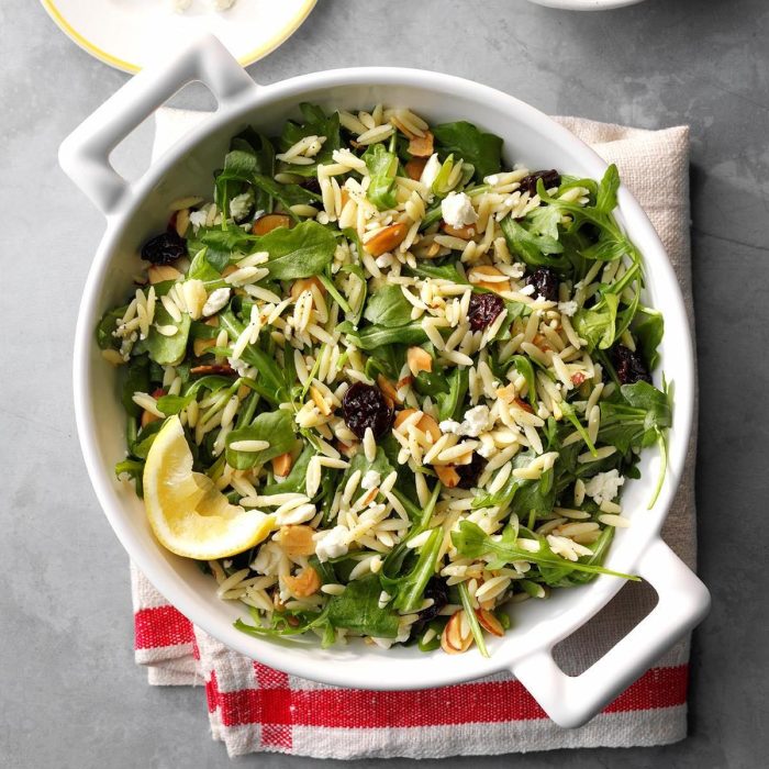 Orzo and arugula salad