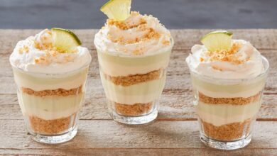 Key lime pie mini dessert