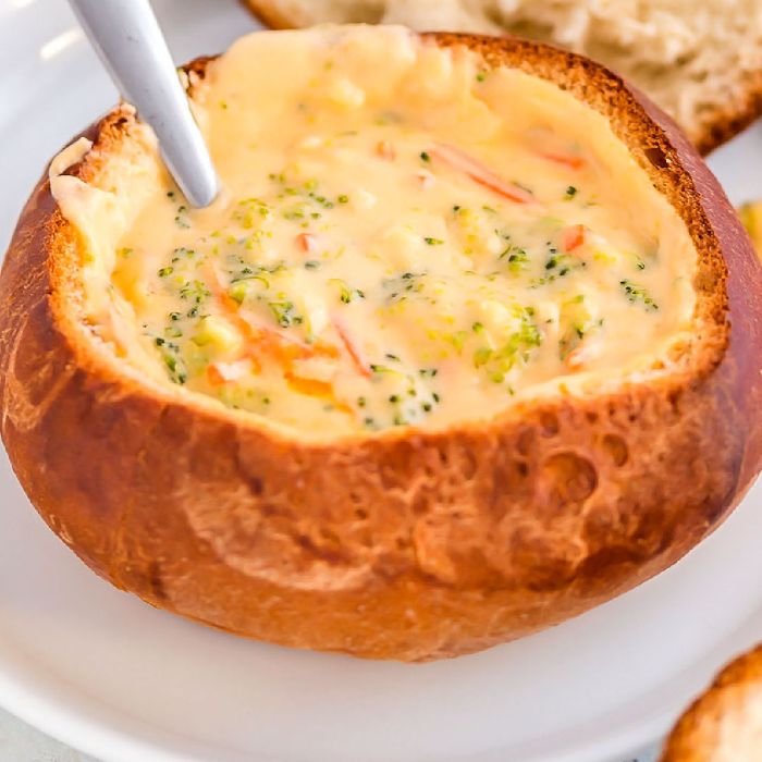 Copycat panera broccoli cheddar soup