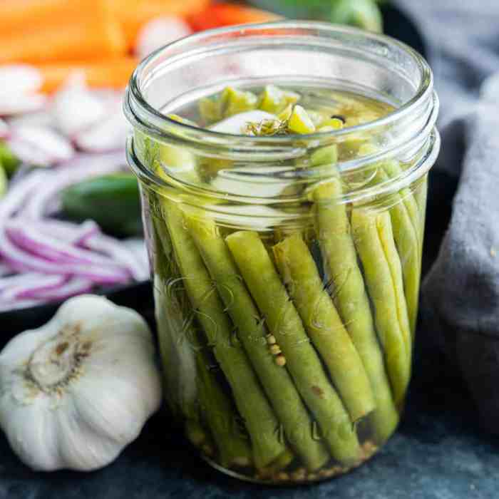 Crisp pickled green beans