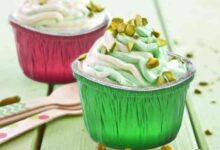 Pistachio ice cream dessert