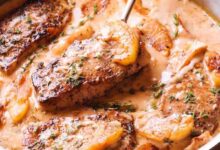 Pork chops with apple and cream sauce