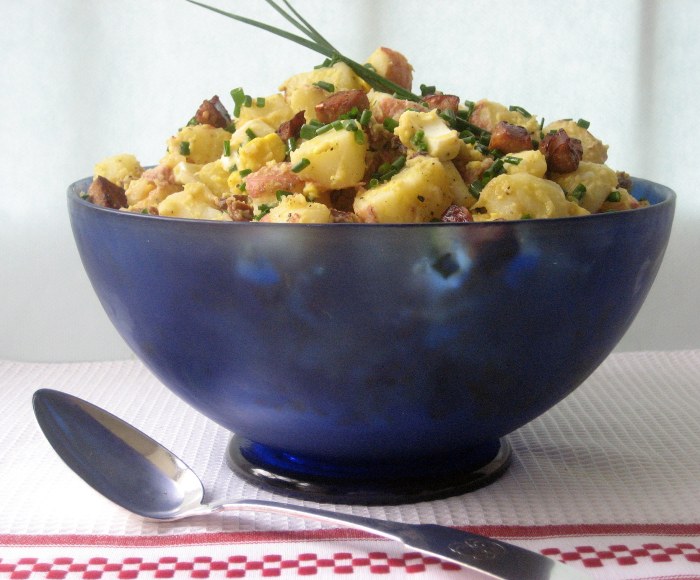 Potato salad with chives