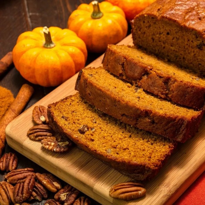 Pumpkin bread with raisins and pecans