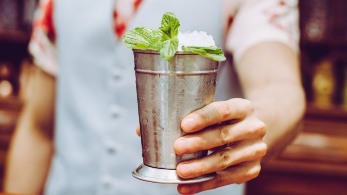 Alcohol free mint julep