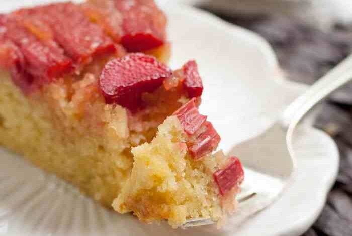 Rhubarb upside down cake i