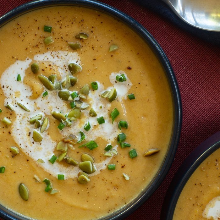 Roasted acorn squash soup