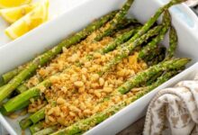 Roasted asparagus with parmesan cream sauce