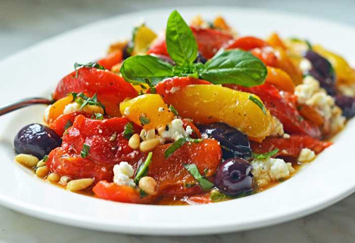 Easy red bell pepper and feta salad