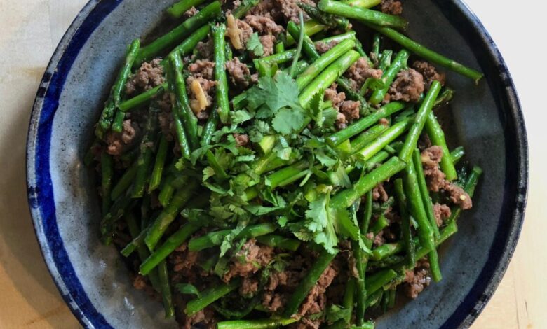 Quick asparagus stir fry