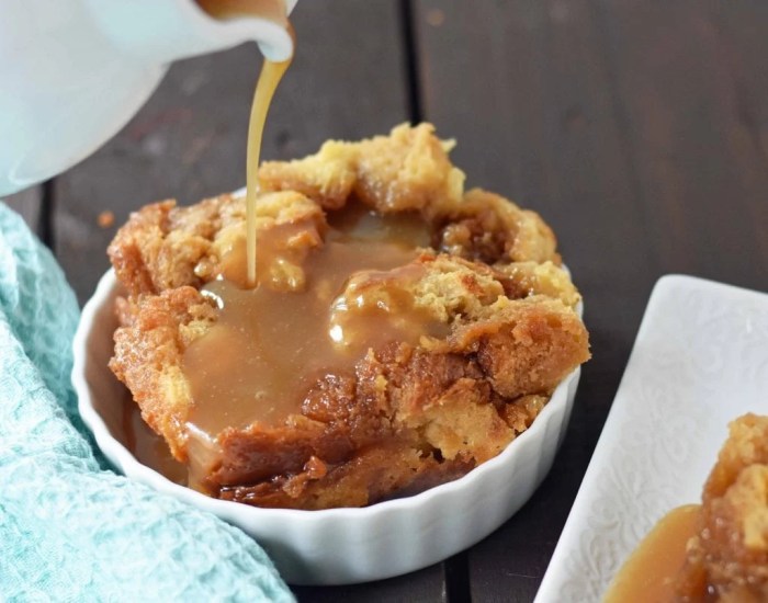 Bread pudding with caramel sauce