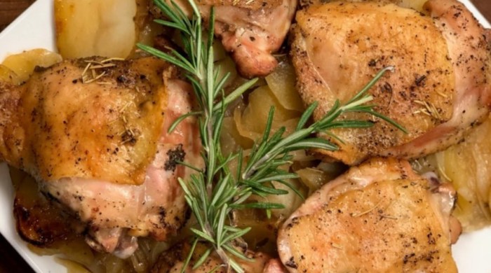 Rosemary roasted chicken with apples and potatoes