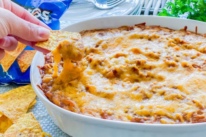 Simple refried bean dip