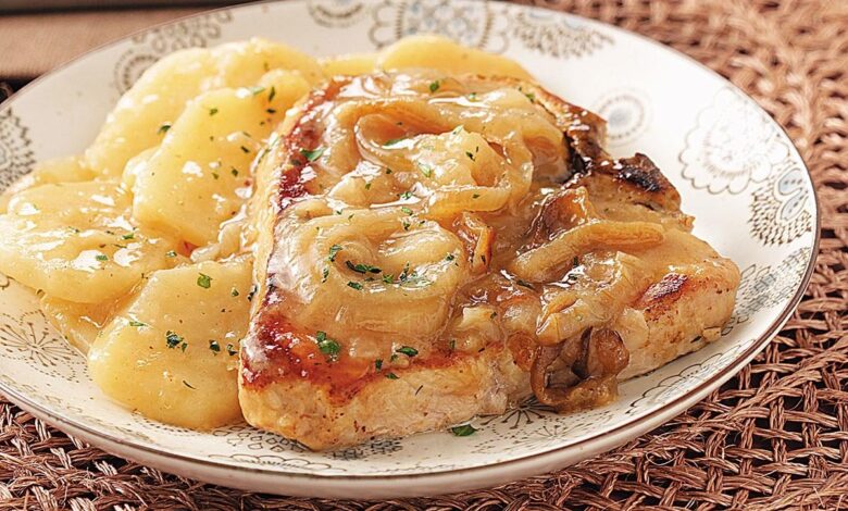 Pork chops with creamy scalloped potatoes