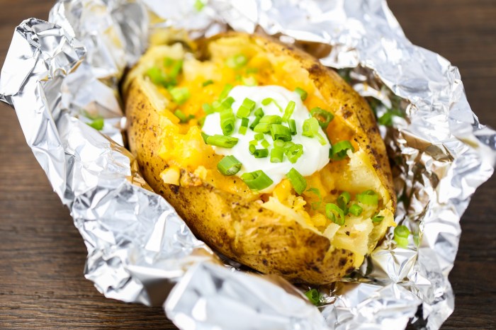 Slow cooker baked potatoes