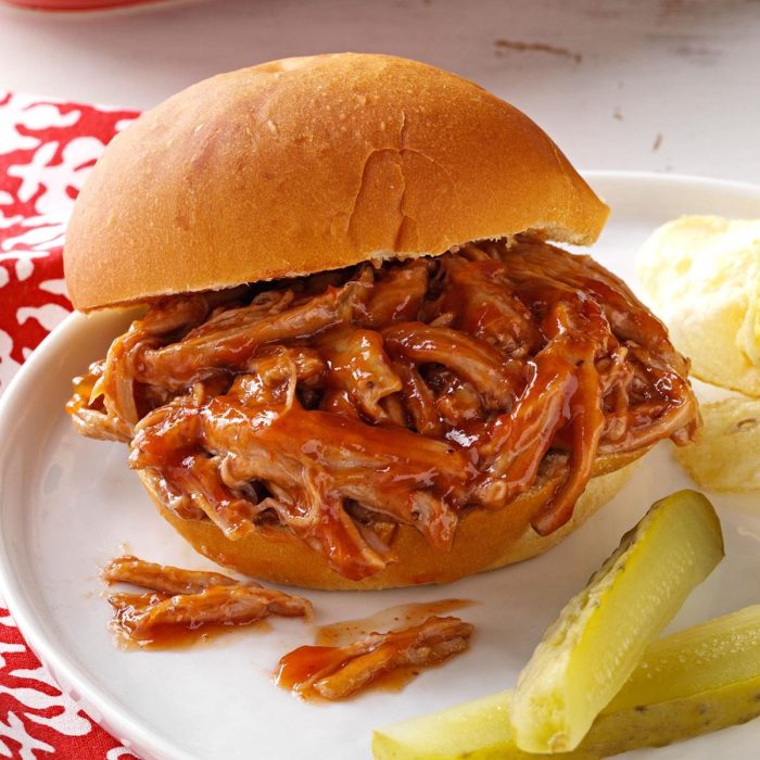 Honey bbq pulled pork in the slow cooker