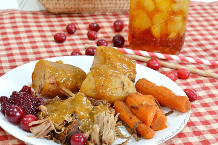 Slow cooker cranberry roast