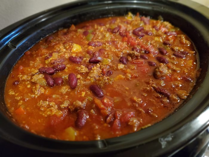 Slow cooker chicken and sausage chili