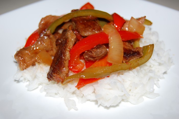 Slow cooker pepper steak