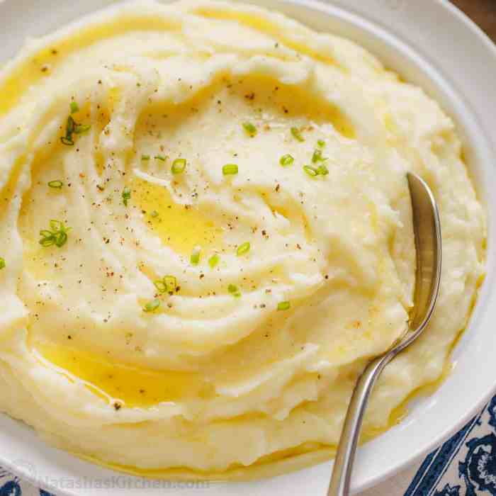 Sour cream and chive mashed potatoes