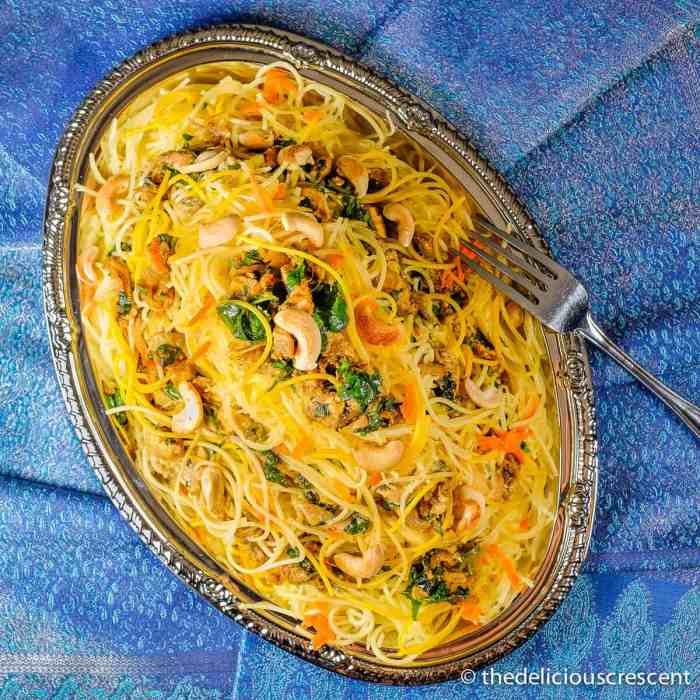 Chicken with spaghetti squash and fire roasted tomatoes