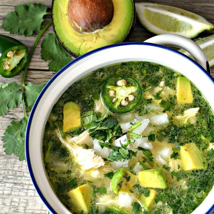 Spicy lime avocado soup