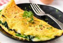 Spinach omelette with leftover mashed potatoes