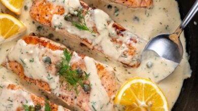 Baked salmon fillets dijon