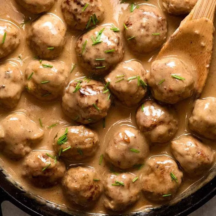 Swedish meatballs with creamy dill sauce