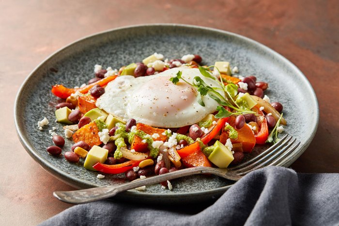 Black bean breakfast bowl