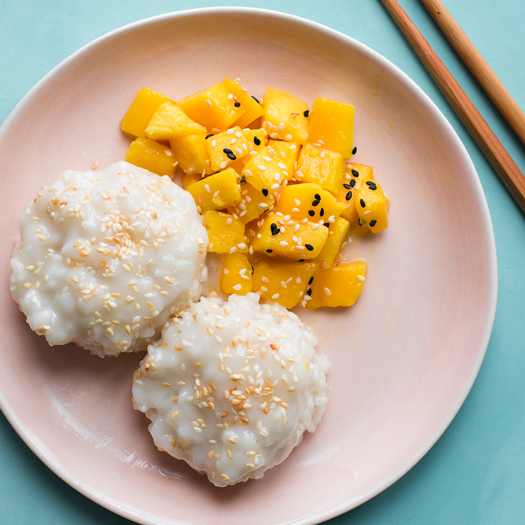 Thai sweet sticky rice with mango khao neeo mamuang