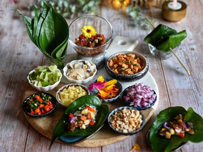 One bite thai flavor bomb salad wraps miang kham